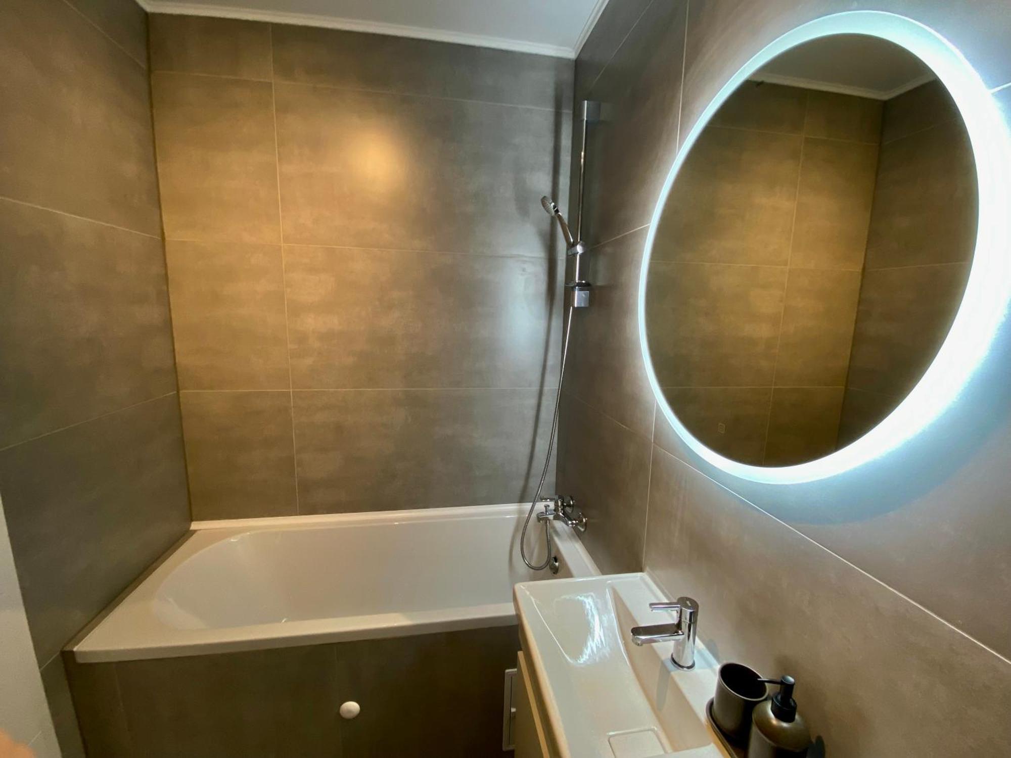Zen Residence Oradea Εξωτερικό φωτογραφία